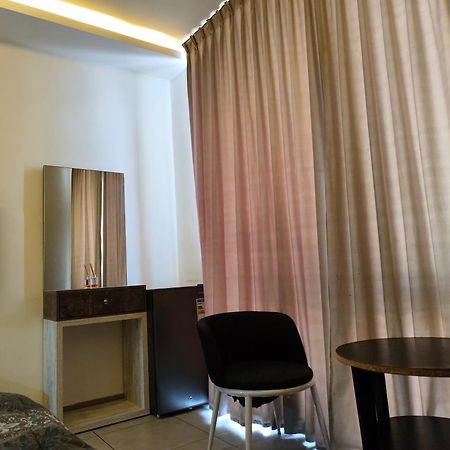 Gentle Breeze Studio1 Амман Экстерьер фото