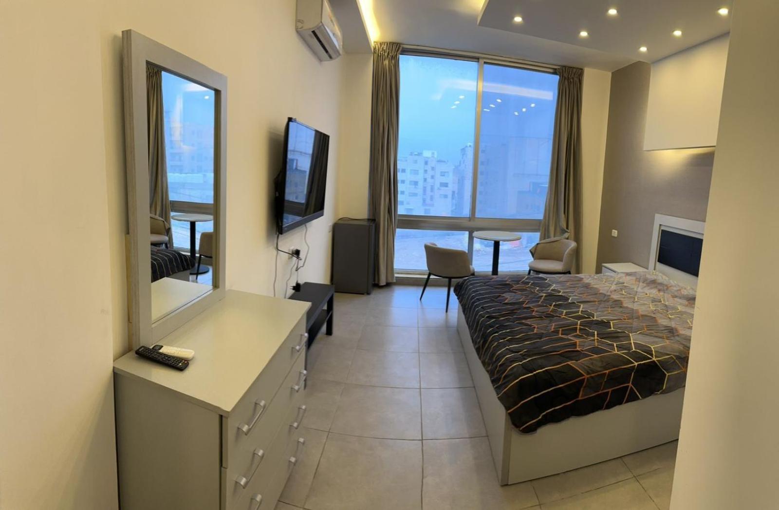 Gentle Breeze Studio1 Амман Экстерьер фото